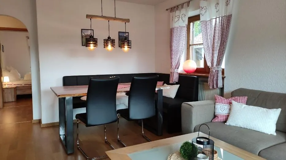 Apartment Fewo Sonnenschein, Oberstaufen Germany