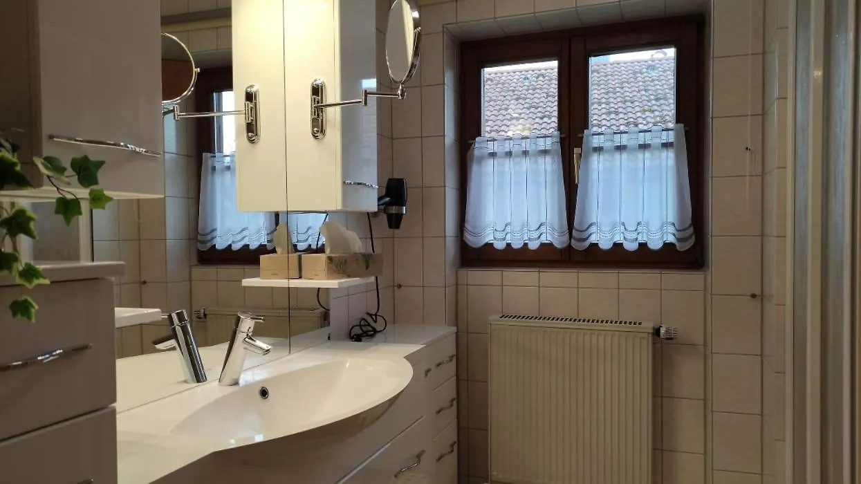 Fewo Sonnenschein, Oberstaufen Apartment